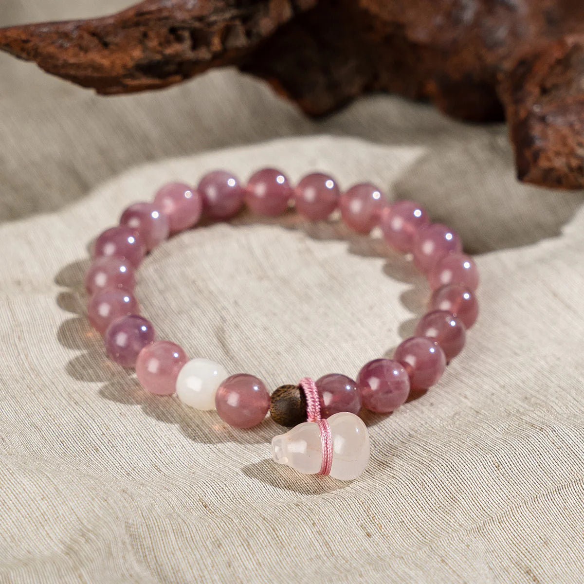 腮紅和諧水晶手鍊，配葫蘆吊墜