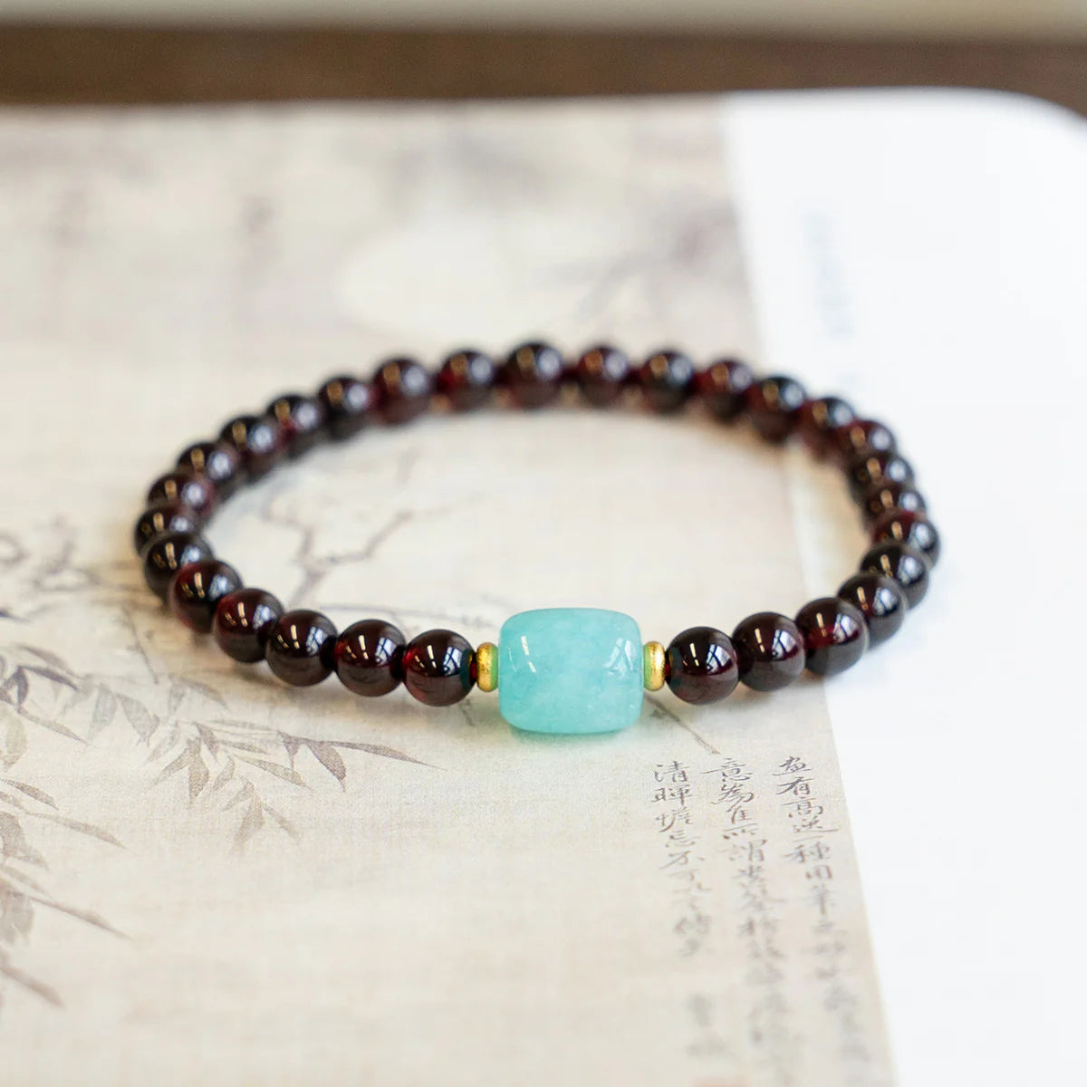 石榴石和亞馬遜石水晶手鍊