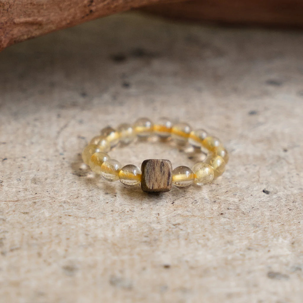 金紅石石英沉香木戒指