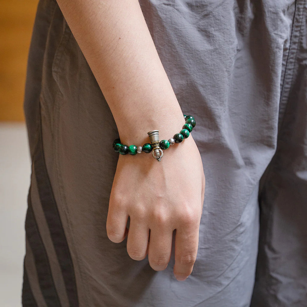 綠色虎眼石與金剛杵水晶手鍊