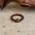 石榴石沉香能量戒指